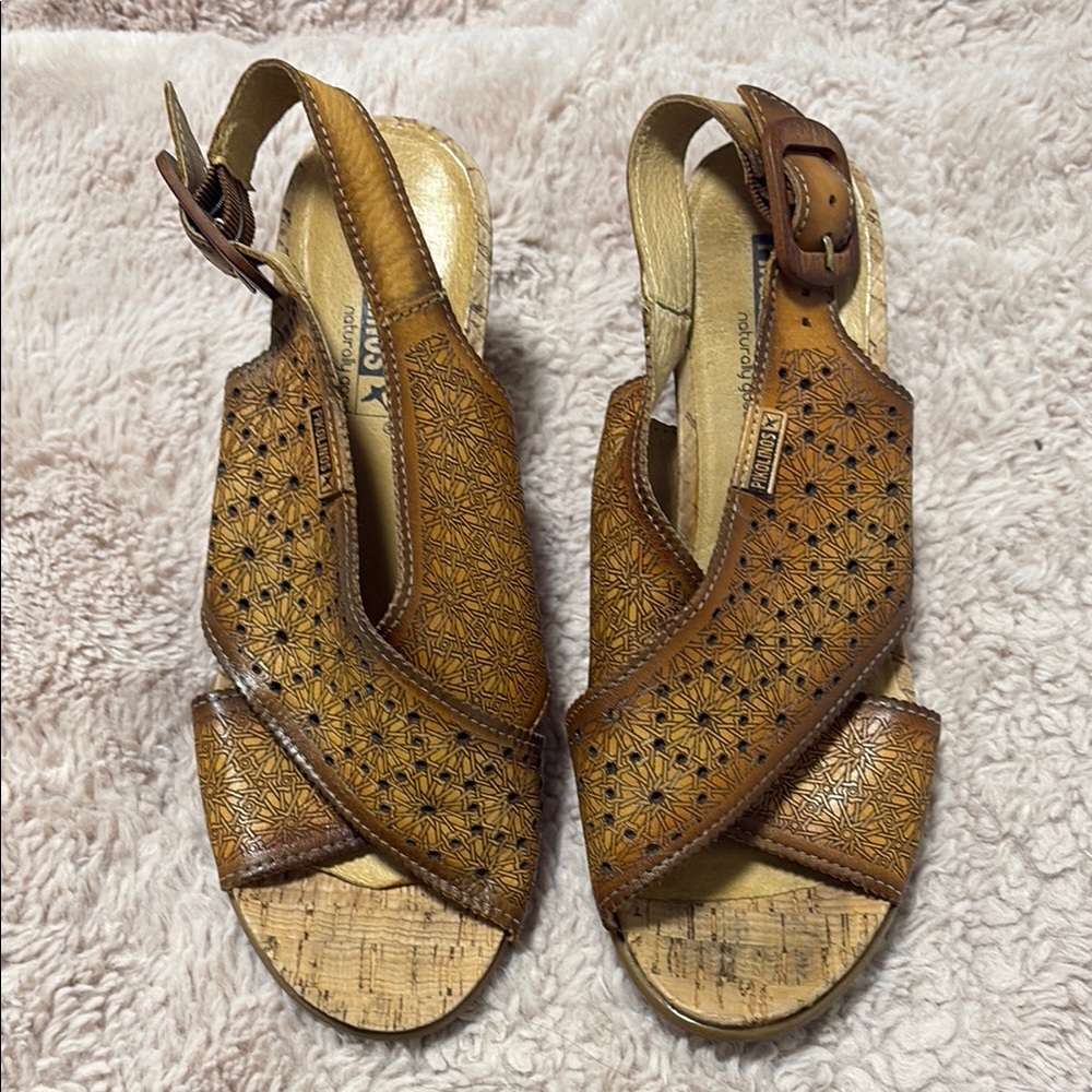 Brown Leather Pikolinos Sandals